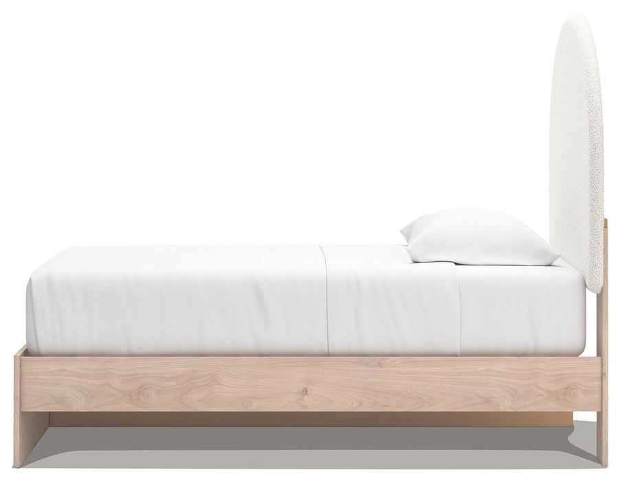 Arloster Upholstered Bed