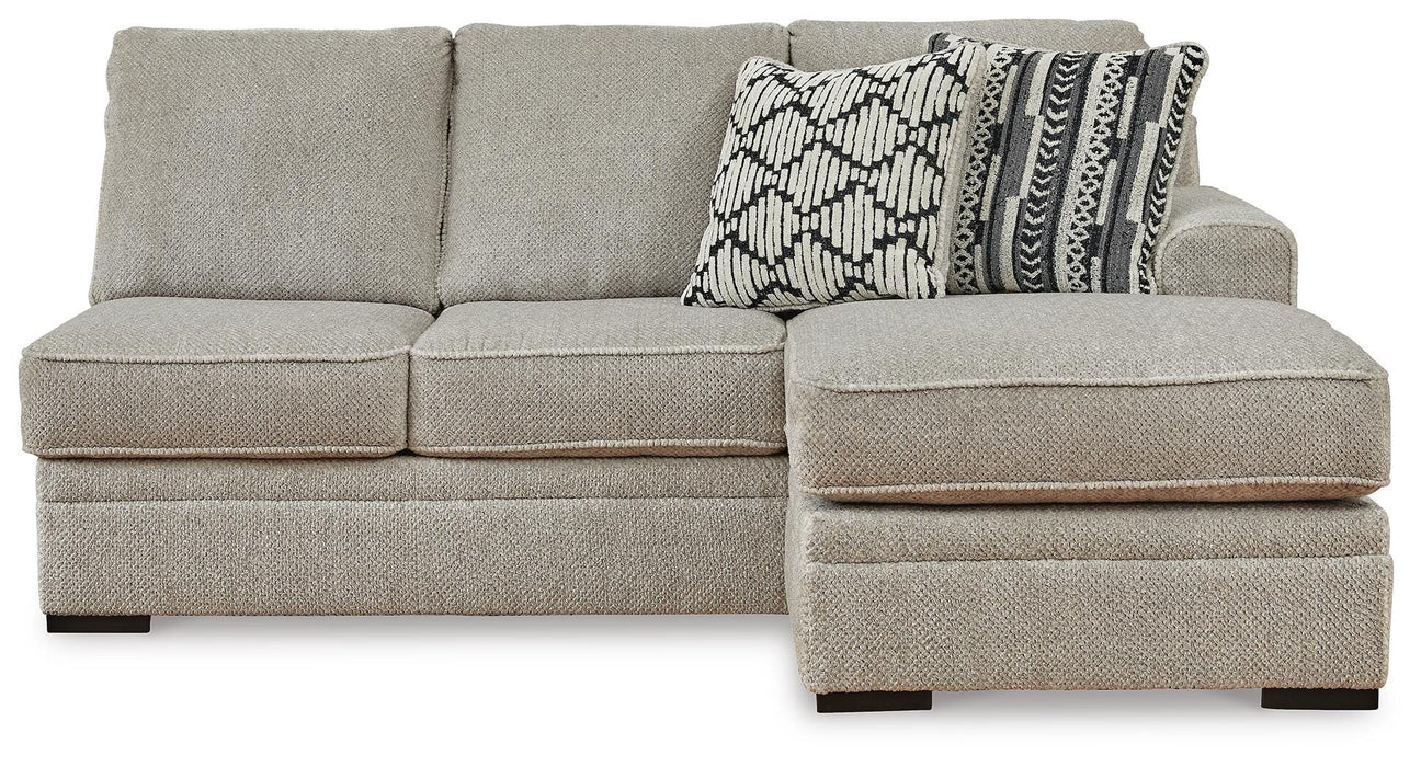 Calnita Sectional with Chaise
